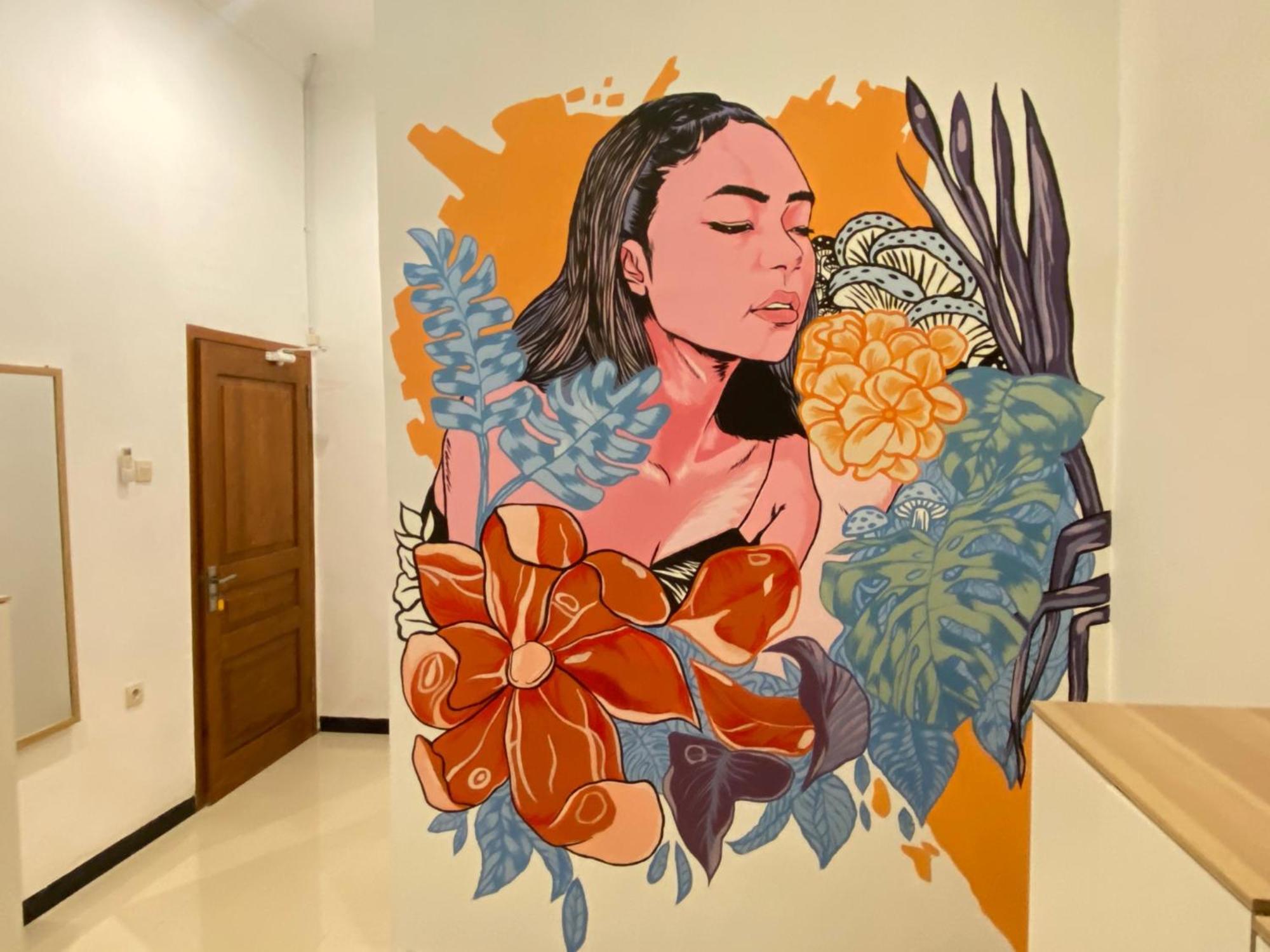 Revive By Snooze Hostel Banyuwangi  Luaran gambar